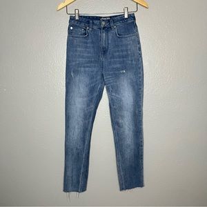 L'école Des Femmes Raw Hem Skinny Jeans Size 25